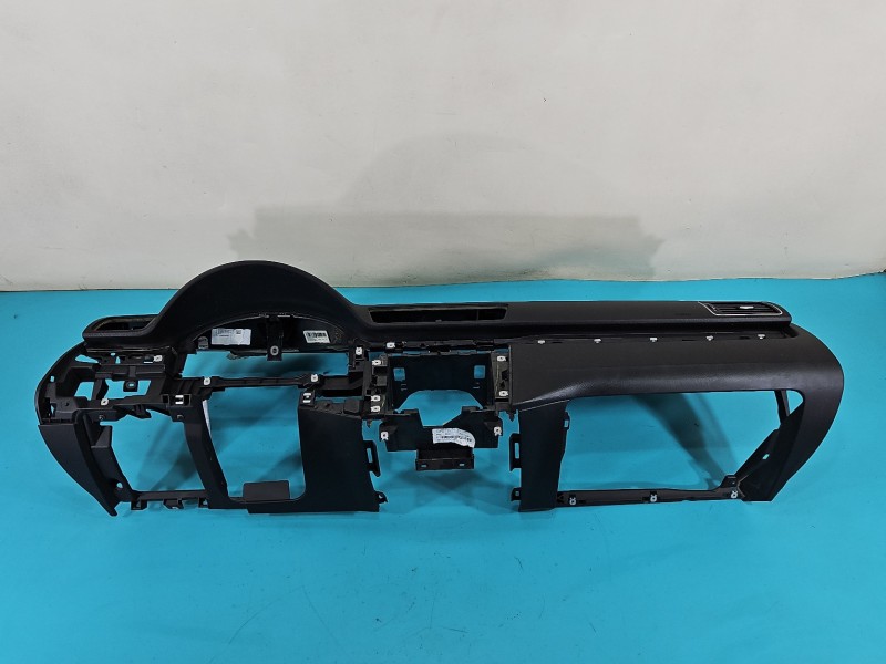 Deska rozdzielcza airbag pasażera kokpit Vw Passat B7