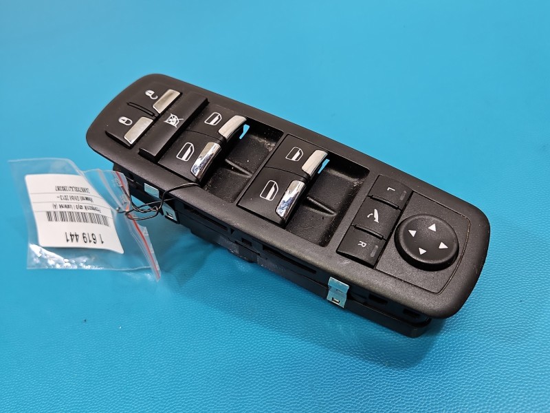 Przełącznik szyb Maserati Ghibli III 13- EU 670025406