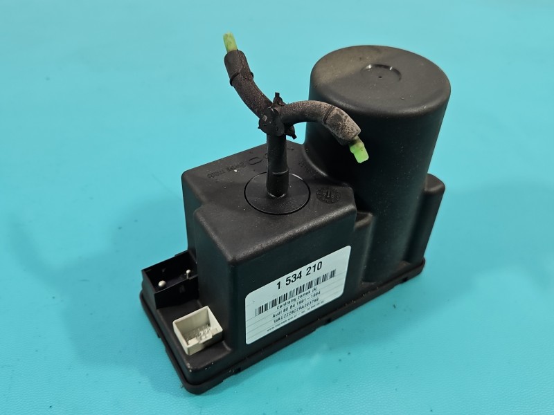 Pompka centralnego zamka Audi 80 B4 4A0862257A Producent części: Audi, Europejska