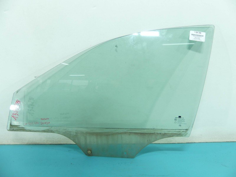 Szyba drzwi przód lewa Daewoo Evanda sedan