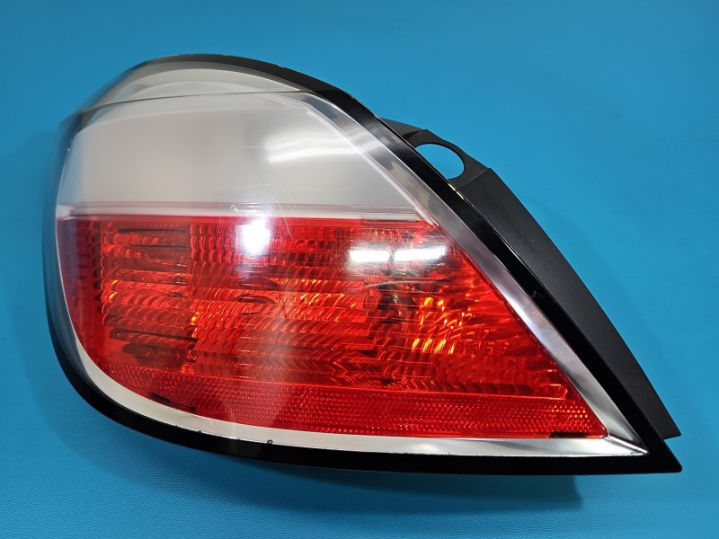 Lampa tył lewa błotnika Opel Astra III H HB EUROPA 342691834