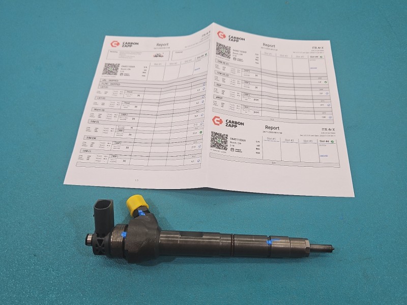 Wtryskiwacz Vw Passat B7 0445110369 2.0 tdi