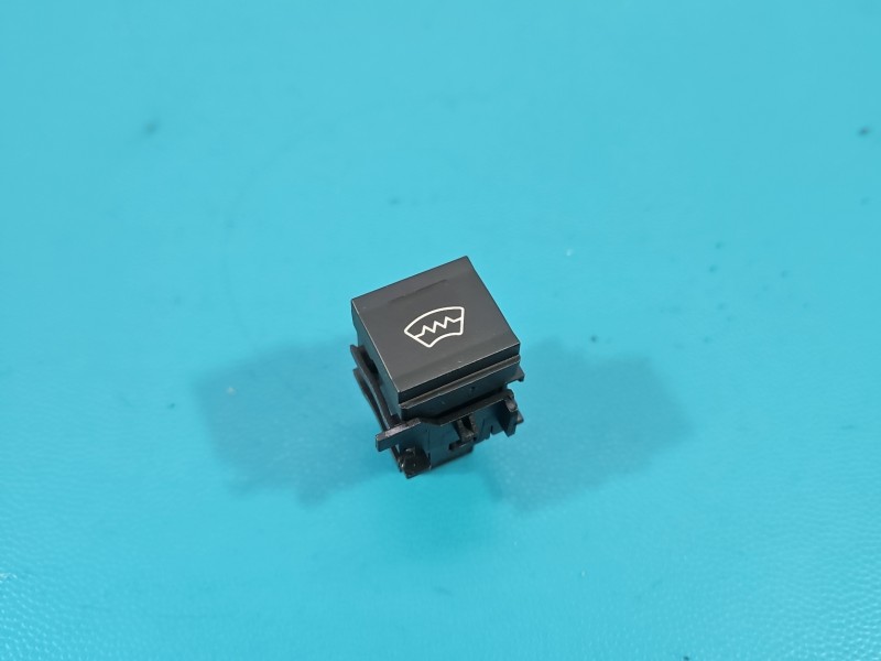 Przełącznik podgrzewania szyby Peugeot Rifter 98170273ZD