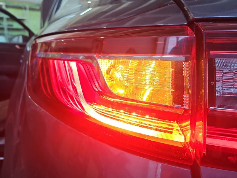 Lampa tył lewa błotnika Renault Megane IV kombi EUROPA 265554874R