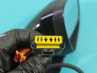 Lusterko prawe Peugeot 508 I Europa /składane elektrycznie / 10+2pin / Rysy na szkle oraz dolnej obudowie europa