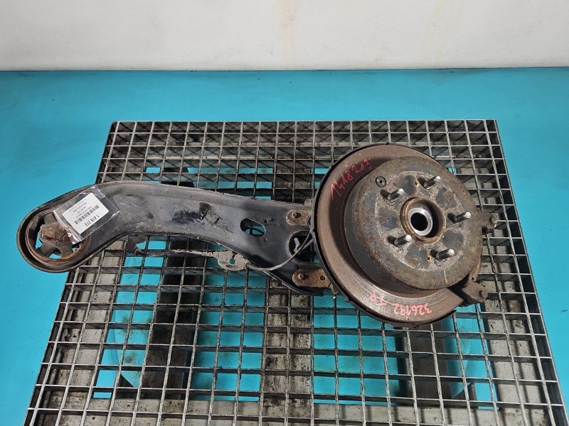 Piasta koła tył prawa zwrotnica łożysko Hyundai Ix35 09-13 2.0 16V Piasta koła tył prawa zwrotnica łożysko Hyundai Ix35 09-13 2.0 16V