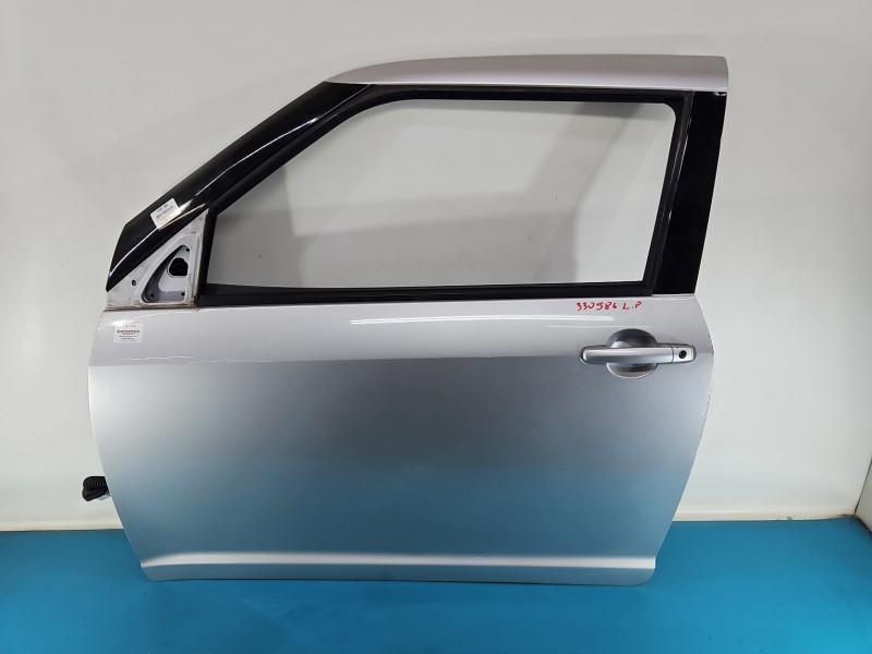 DRZWI PRZÓD LEWE KIEROWCY Suzuki Swift Mk6 3d srebrny ZCC