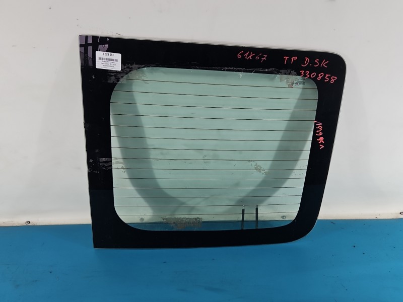 Szyba drzwi tył prawa Nissan Primastar 01-14 HB