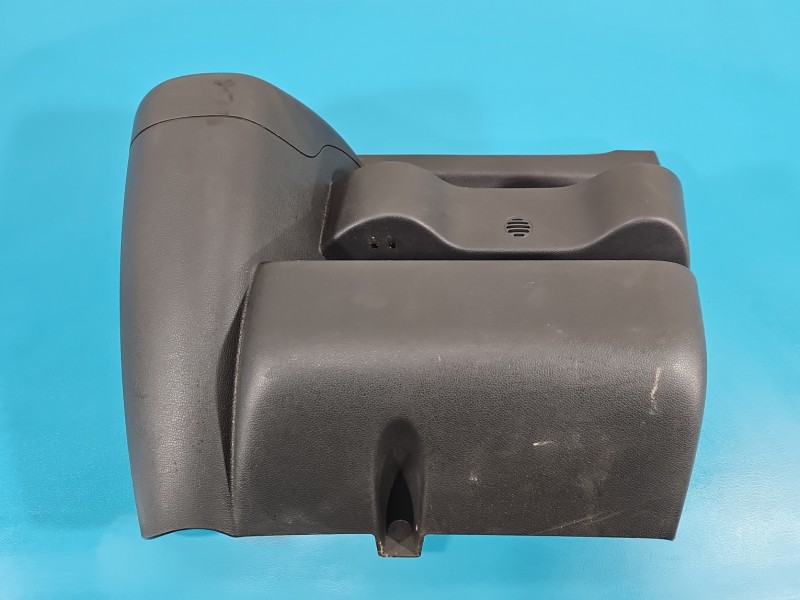 Uchwyt na napoje kubek CUP HOLDER Renault Master III 10-24 6321S852
