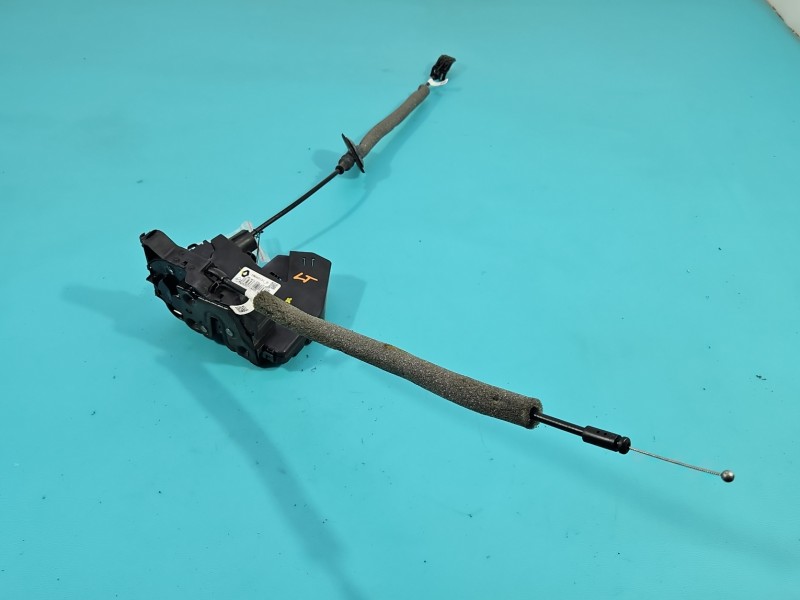 Zamek tył lewy 16943131B, 825037142R Renault Megane IV 4pin