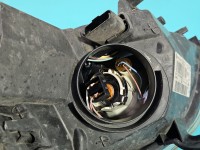 Reflektor prawy lampa przód Renault Megane III EUROPA 260100017R