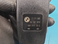 Pas bezpieczeństwa tył lewy Producent części: BMW, Europejska, zapinka pasa BMW X6 E71 7171895