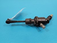 Pompka sprzęgłowa Nissan Qashqai I J10 06-13 30610ET000 2.0 dci