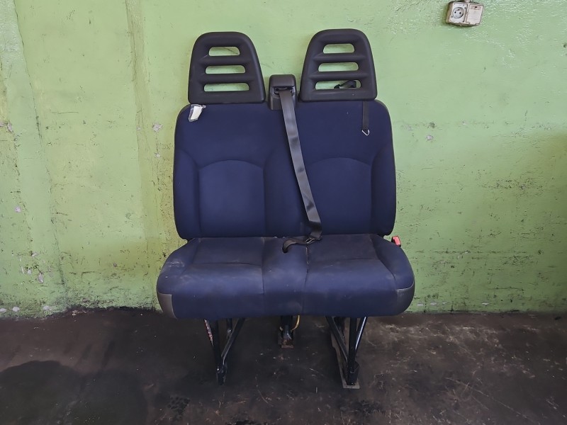 Fotel prawy przód pasażera Iveco Daily IV 06-14 5d EUROPA