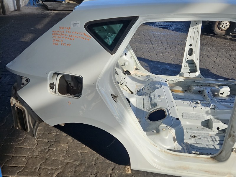 Błotnik tył prawy Seat Leon III 12- Ls9r ćwiartka