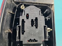 Lampa tył prawa Volkswagen, Z LISTWĄ ŻARÓWKOWĄ KOMBI Vw Passat B4 kombi