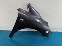 Błotnik przód prawy Toyota Verso 09- 1G3