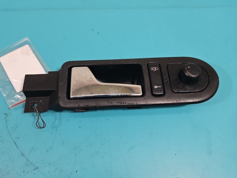 Klamka wewnętrzna przód lewa Vw New Beetle 98- 1C1837113E