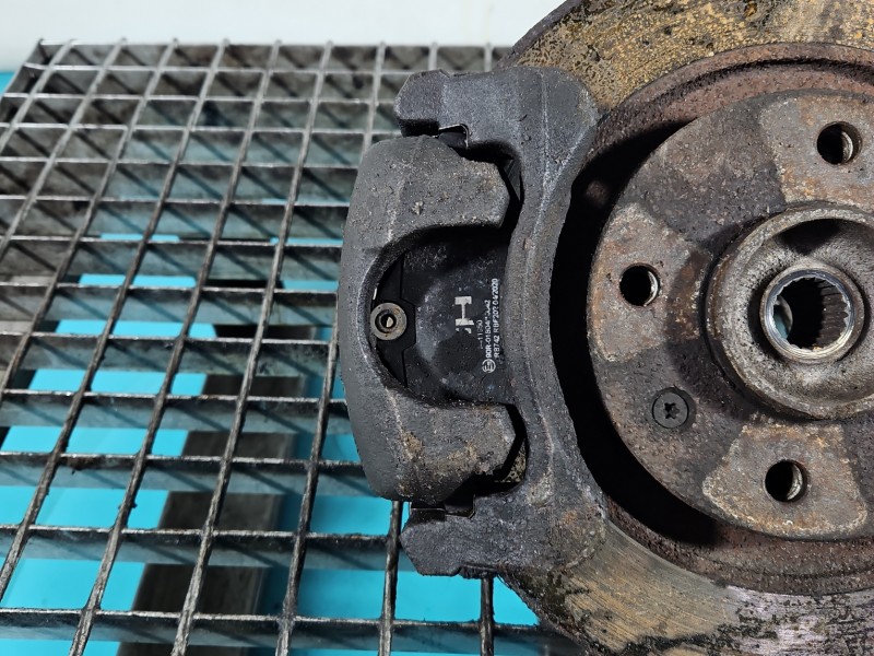 Zacisk przód lewy Citroen C3 I 1.4 8V wiel