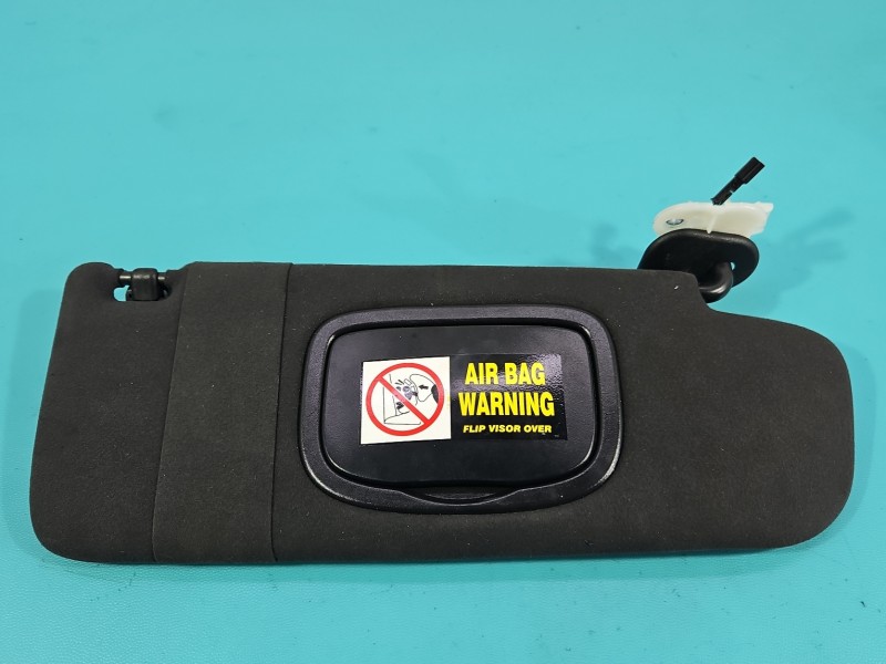 Przesłonka prawa Maserati Quattroporte VI 13- DASZEK osłona przeciwsłoneczna