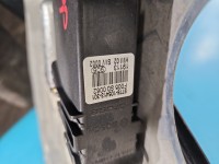 Podnośnik przód prawy SZYBY WINDA 9776-105413-301, 113988 Seat Leon I Toledo II Producent części: Seat 29 pin 5d HB
