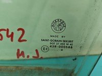 Szyba drzwi przód lewa Alfa romeo 147 HB