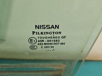 Szyba drzwi przód lewa Nissan Qashqai I J10 06-13 HB