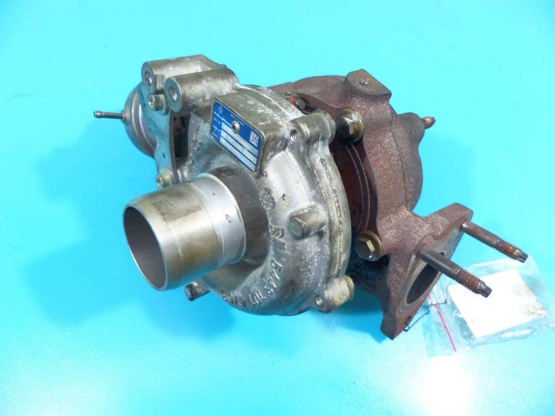 Turbosprężarka Renault Megane III 54389700001, 821067924 1.6 DCI