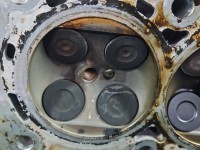 Głowica Peugeot 2008 I 9810874110 1.2 12V