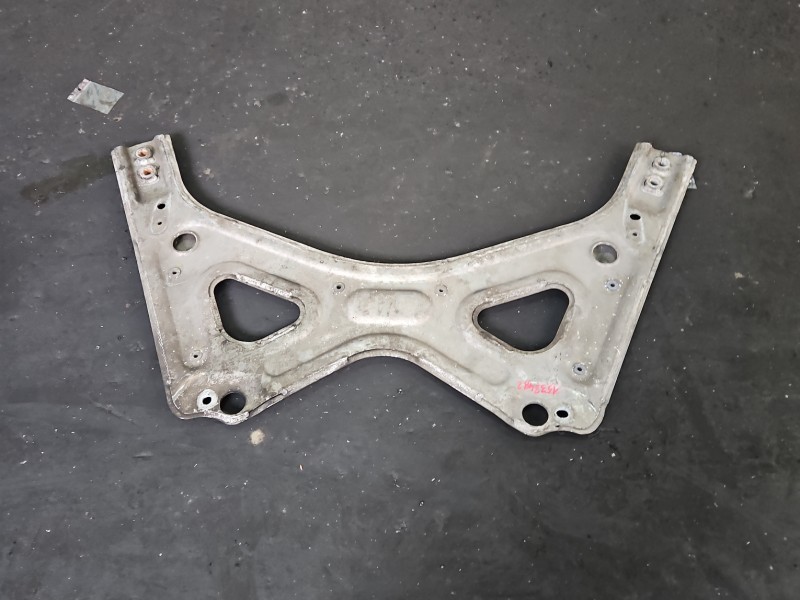 WÓZEK KOŁYSKA TRAWERS Sanki Belka silnika Maserati Quattroporte VI 13- 3.0 V6