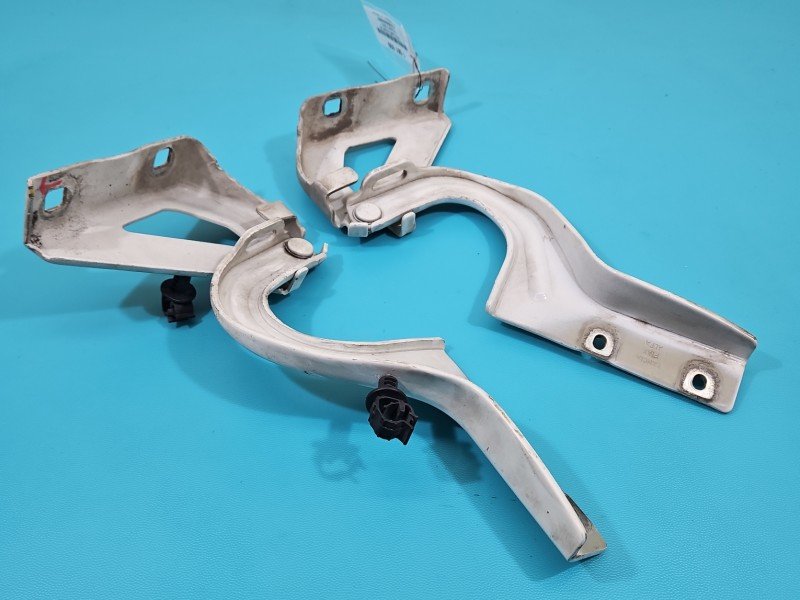 Zawias maski komplet Fiat Doblo II biały