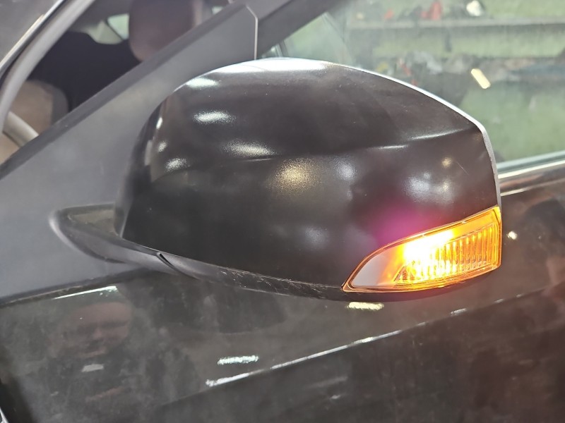 Lusterko lewe Renault Fluence czarny, malowana, elektryczny, Europejska, 10pin. Malowana obudowa czarny NV676 europa