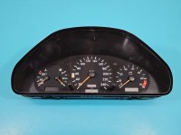 Licznik Mercedes W202 2025404811 1.8 wiel EUROPA