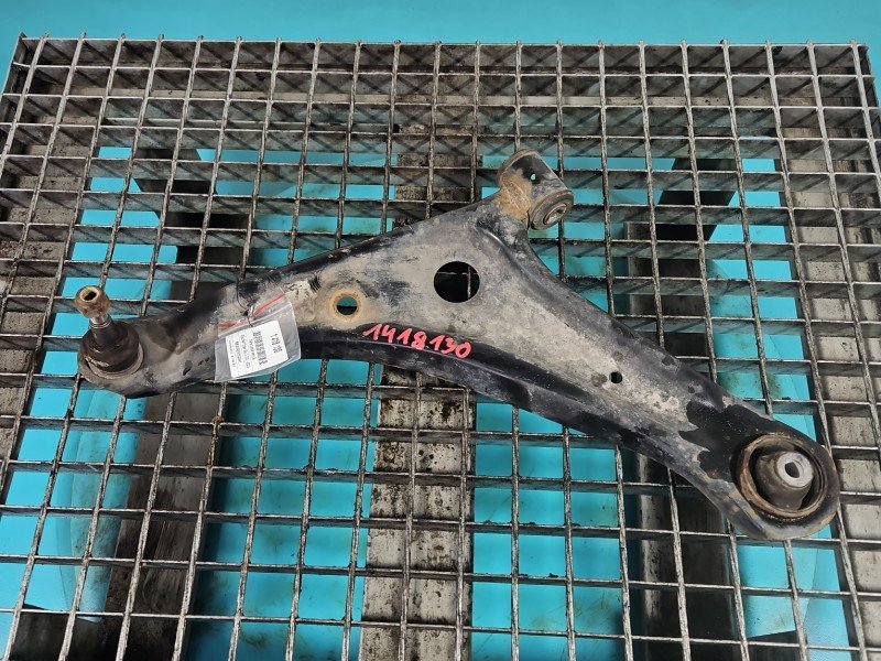 Wahacz przód lewy Mitsubishi Space Star II 12- przedni