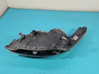 Reflektor prawy lampa przód Toyota Avensis III T27 EUROPA