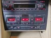Konsola panel nawiewu Audi A4 B7 8E0820043AK