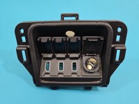 Gniazdo USB Honda CR-V V 16- GN321-19380