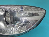 Reflektor lewy lampa przód Skoda Octavia II EUROPA