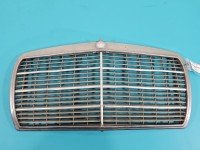 Atrapa grill Mercedes 123