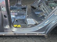 Próg lewy SŁUPEK ŚRODKOWY B Mercedes W213 kombi 5d szary 992