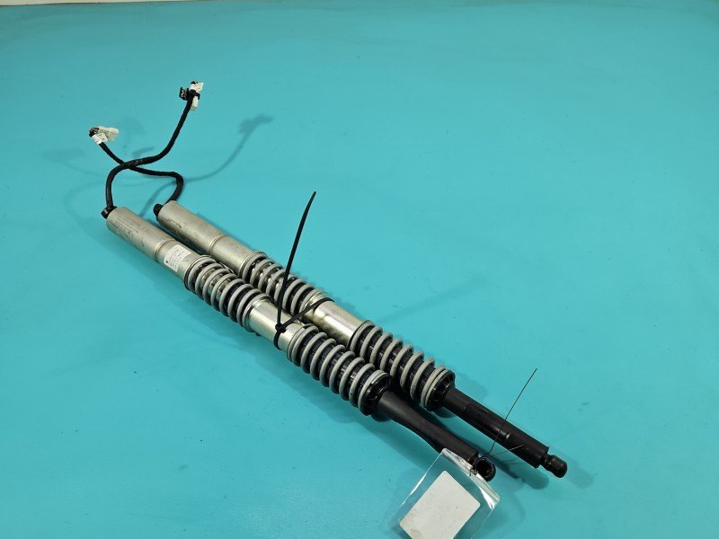 Siłownik klapy lewy teleskop Bmw f10 f11 7207015