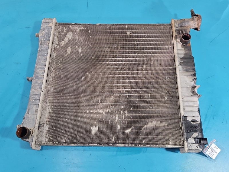 Chłodnica wody Mercedes KACZKA T1 W601 2.4d