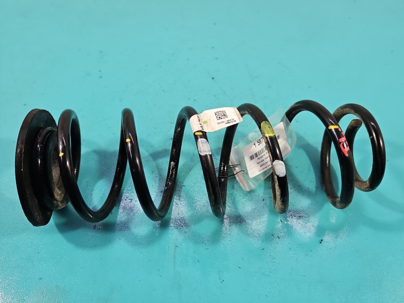 Sprężyna tył tylna Hyundai Elantra VII 20- sedan