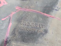 Nadkole przód prawe Renault Clio III 8200289946