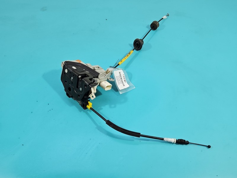 Zamek przód lewy 8J1837015C AUDI Q5 08- EUROPA Producent części: Audi, 7pin