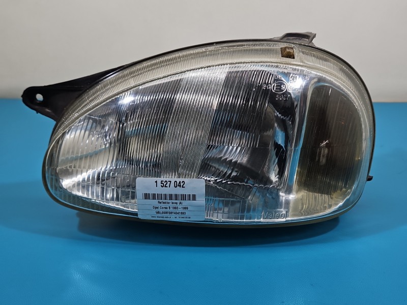 Reflektor lewy lampa przód Opel Corsa B EUROPA