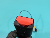 Pas bezpieczeństwa przód prawy pasażera Peugeot 208 I