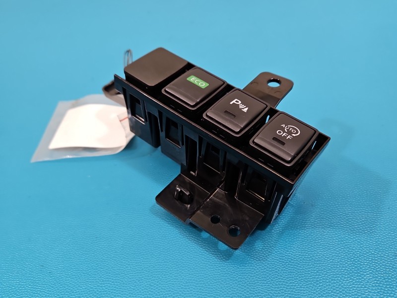 Przełącznik ECO / PDC Nissan X-trail III T32 13-21