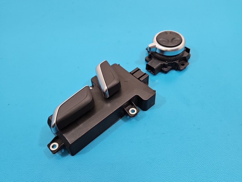 Przełącznik Regulacji fotela przód lewy / 2 elementy AUDI Q7 II 4M 4G0959747