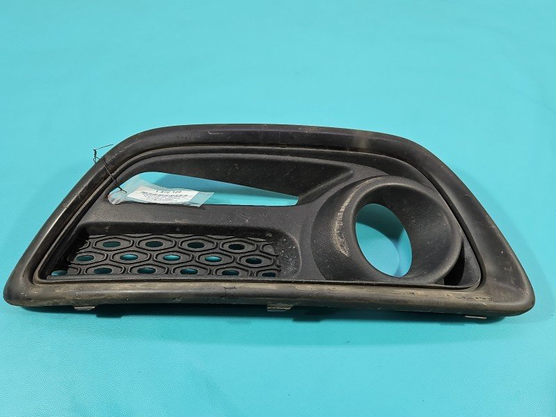 Zaślepka kratka zderzaka prawa atrapa Renault Captur I 620740754R